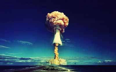 السحابة العملاقة لانفجار القنبلة النووية