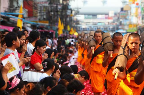البوذية .. هل هي ديانة؟