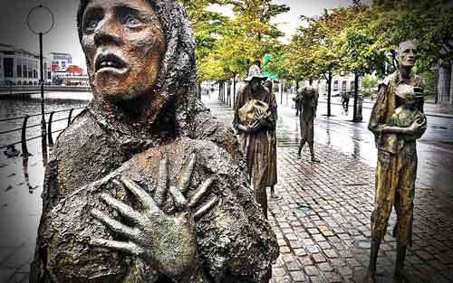 تماثيل تخلد ذكرى المجاعة في دبلن