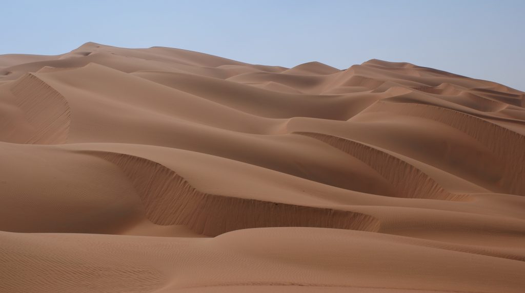 صحراء الربع الخالي في رواية شيفرة إرم هي كيان مستقل